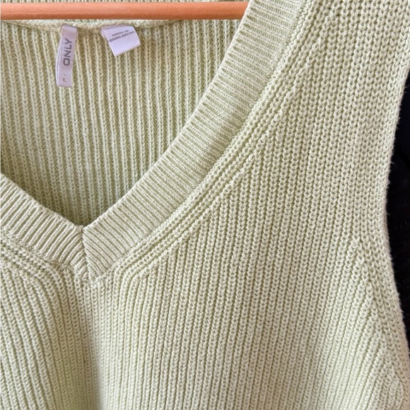 Only Light Green Ribbed Knit Top - Picture 3 of 4